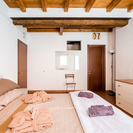 Whouse Suite Apartment Mirasole Болонья Екстер'єр фото